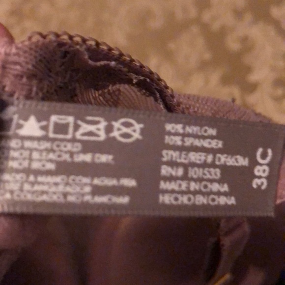 Intimates daisy Fuentes bra - Picture 6 of 7